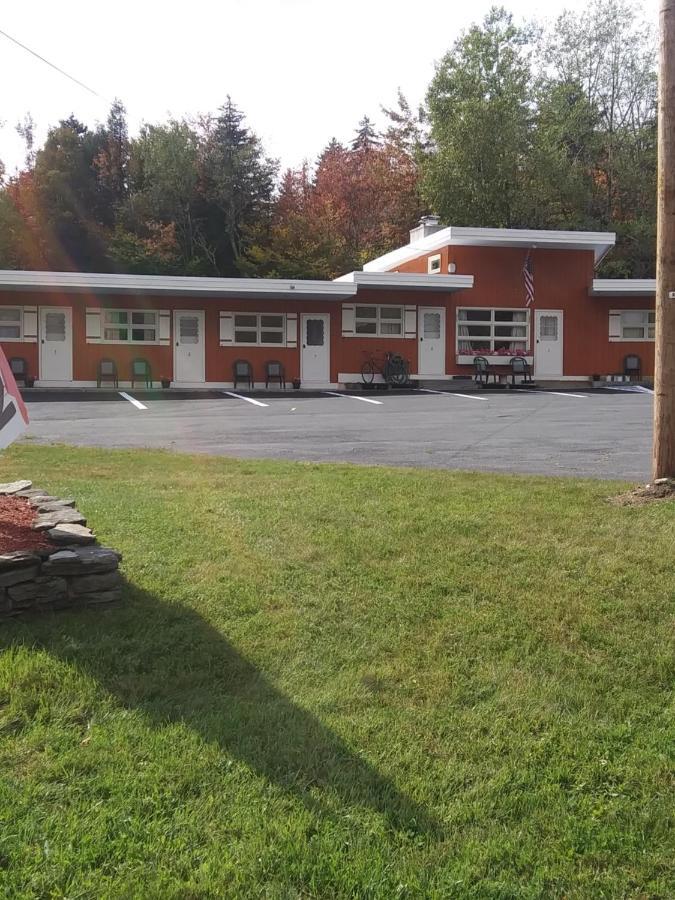 Snow Creek Inn West Dover Bagian luar foto