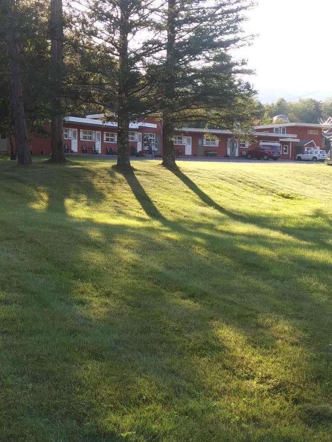 Snow Creek Inn West Dover Bagian luar foto